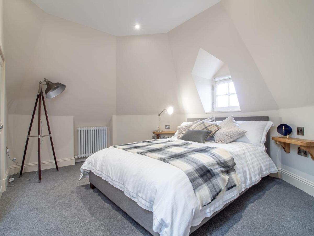 Luxury Royal Mile Apartment By The Castle - Sleeps 4 Edinburgh Bagian luar foto