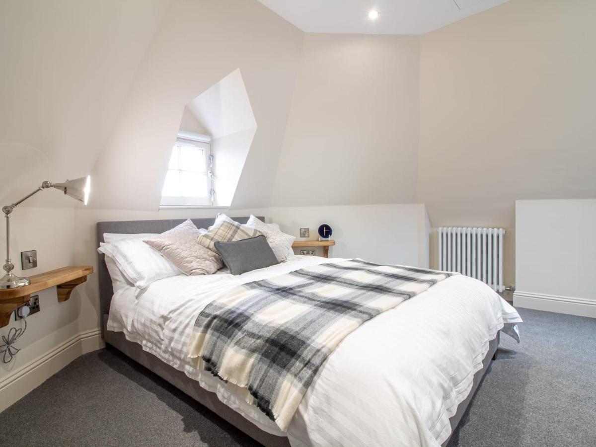 Luxury Royal Mile Apartment By The Castle - Sleeps 4 Edinburgh Bagian luar foto