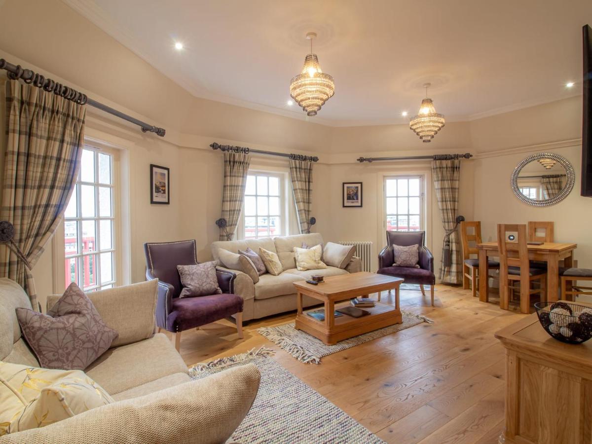 Luxury Royal Mile Apartment By The Castle - Sleeps 4 Edinburgh Bagian luar foto