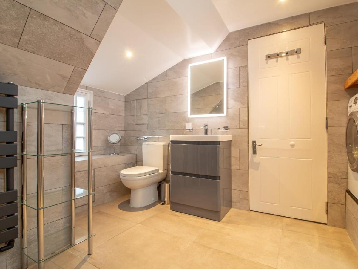 Luxury Royal Mile Apartment By The Castle - Sleeps 4 Edinburgh Bagian luar foto