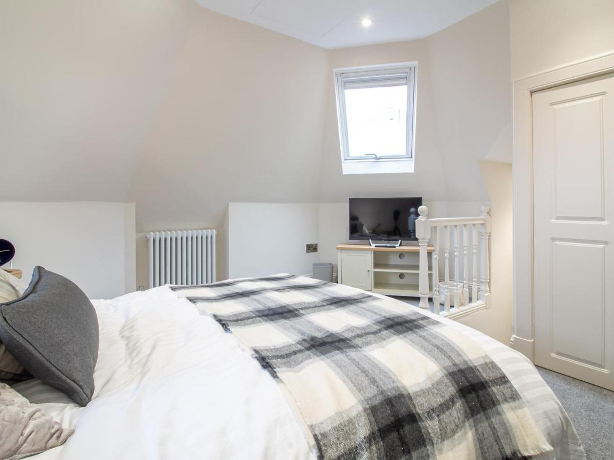 Luxury Royal Mile Apartment By The Castle - Sleeps 4 Edinburgh Bagian luar foto